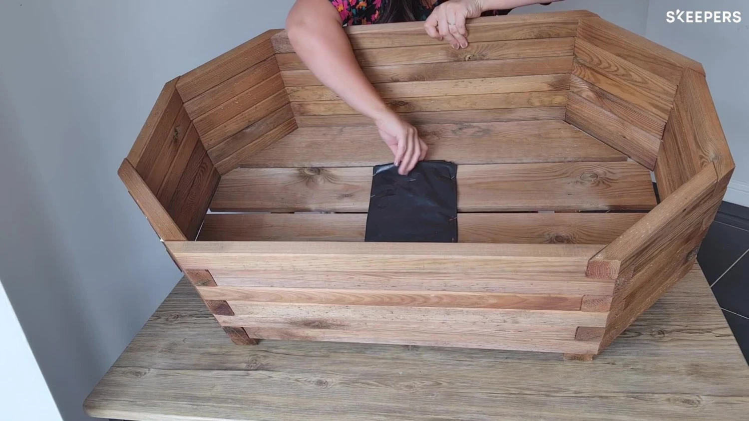 Blooma Bopha Brown Wooden Rectangular Trough 4 Blooma Bopha Brown Wooden Rectangular Trough - Image 2