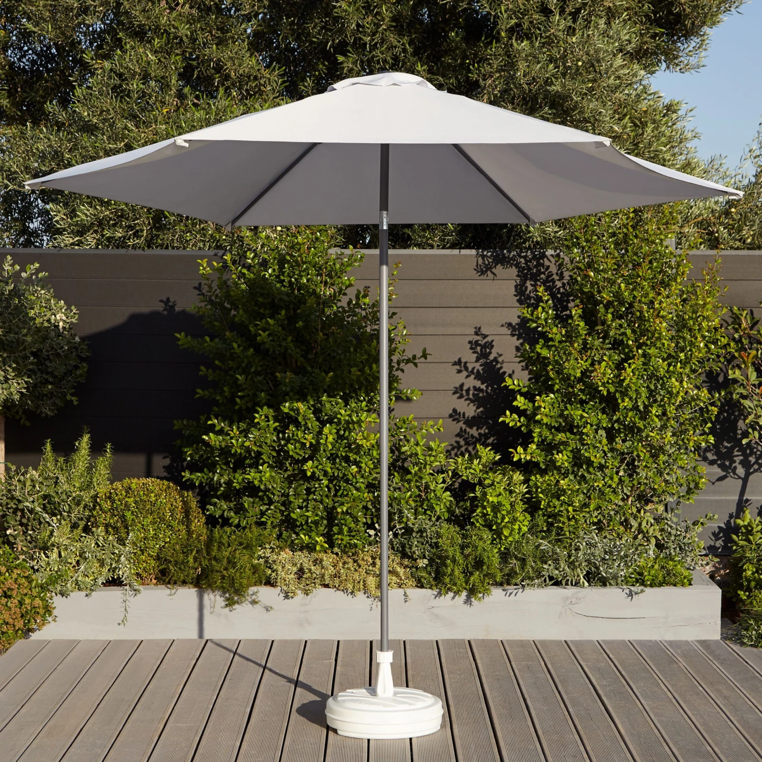 Eda White Parasol Base 0.74kg 4 Eda White Parasol Base 0.74kg - Image 2