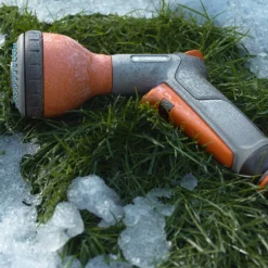 Gardena 3 Function Hose Spray Gun -Greenie Shop gardena 3 function hose spray gun4066407004382 01i bq