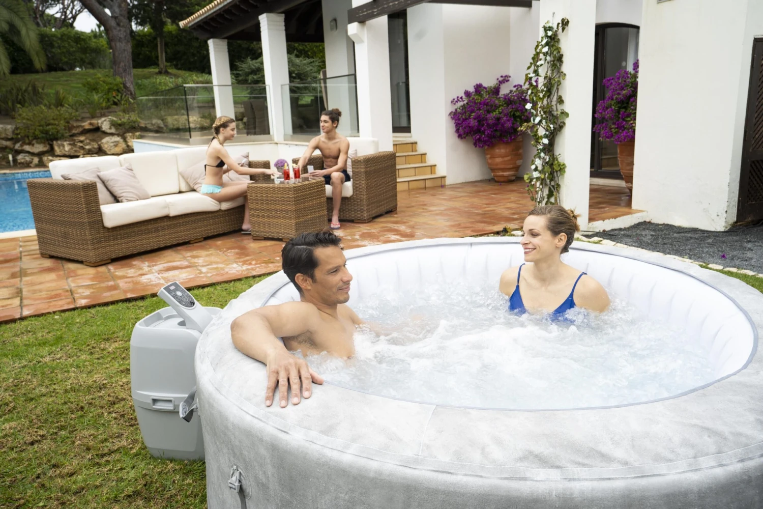 Lay-Z-Spa Zurich 4 Person Inflatable Hot Tub 12 Lay-Z-Spa Zurich 4 Person Inflatable Hot Tub - Image 10