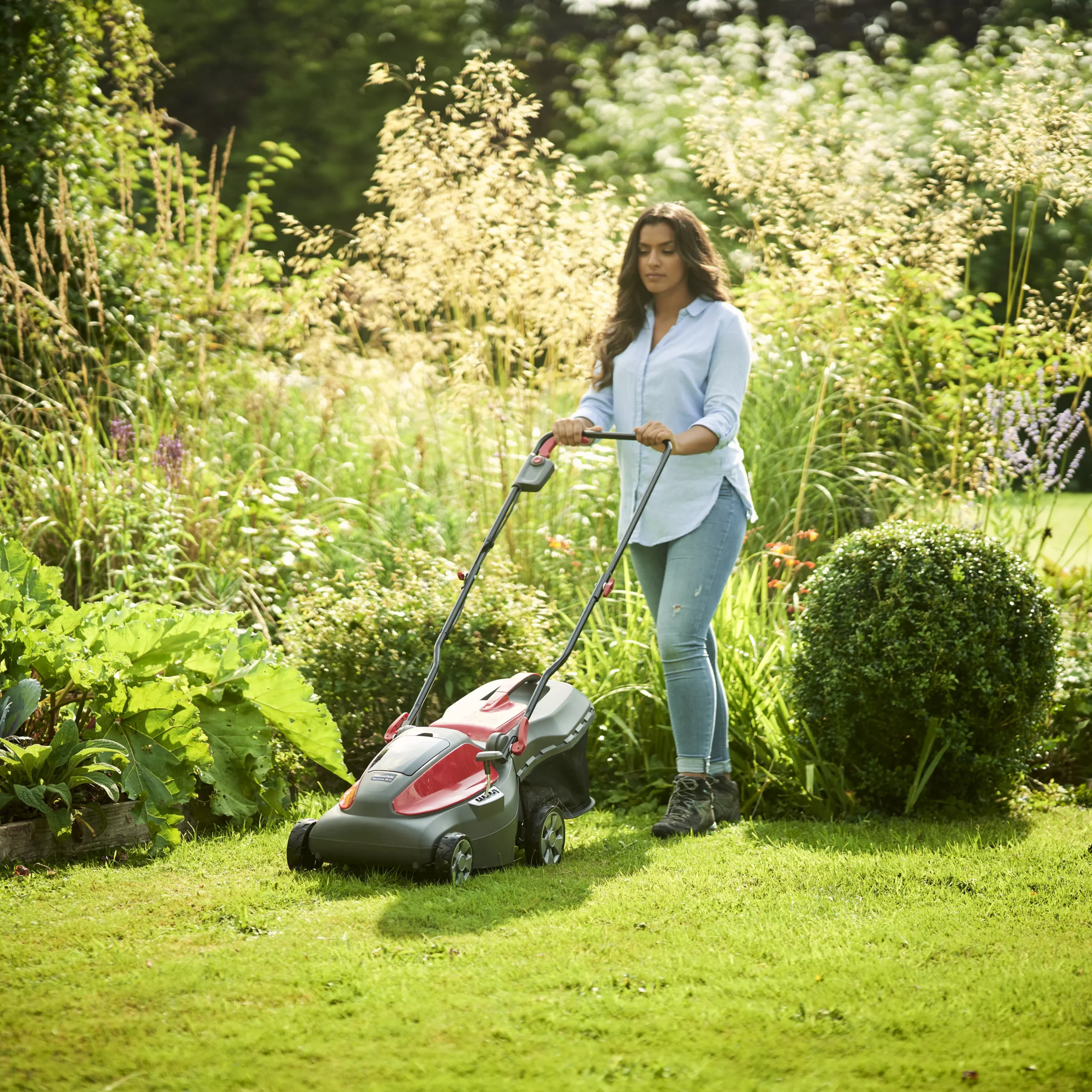 Mountfield Freedom100 38 Li Kit Cordless 20V Rotary Lawnmower 7 Mountfield Freedom100 38 Li Kit Cordless 20V Rotary Lawnmower - Image 5