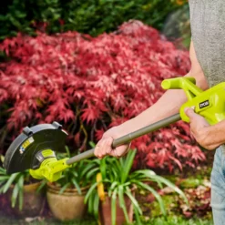 Ryobi ONE+ 18V 230mm Cordless Grass Trimmer RY18LT23A-120 11 Ryobi ONE+ 18V 230mm Cordless Grass Trimmer RY18LT23A-120 -Greenie Shop ryobi one 18v 230mm cordless grass trimmer ry18lt23a 1204892210203748 04i bq